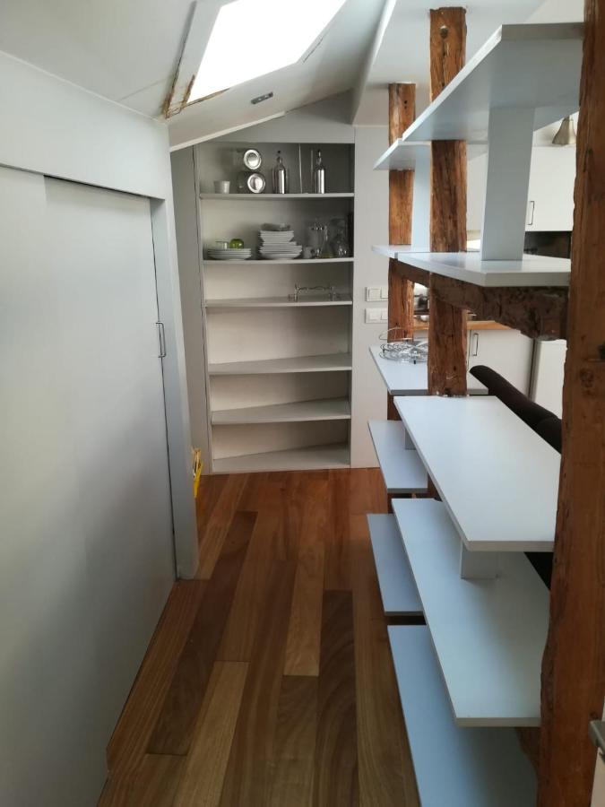 Impresionante apartamento en Malasaña Madrid Bagian luar foto
